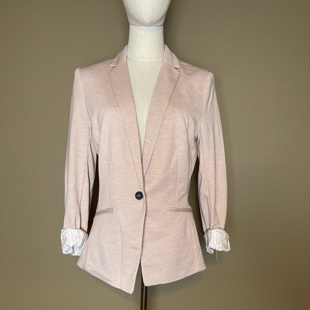 Lovely blush pink H&M blazer
